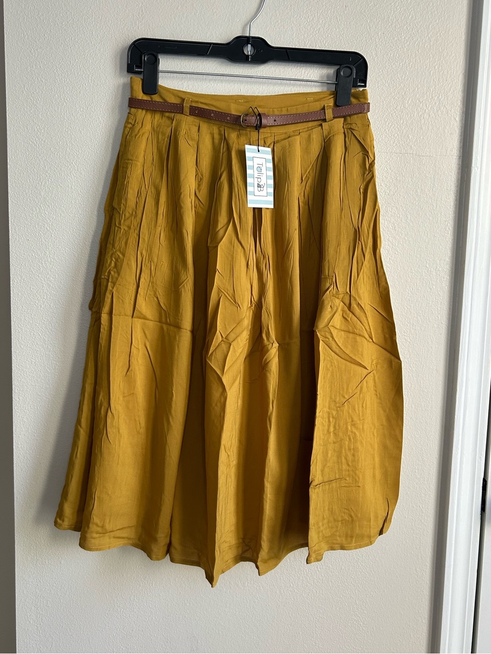NWT Tulip B Mustard Yellow Midi Maxi Lined Pockets Skirt with Brown Belt Size M